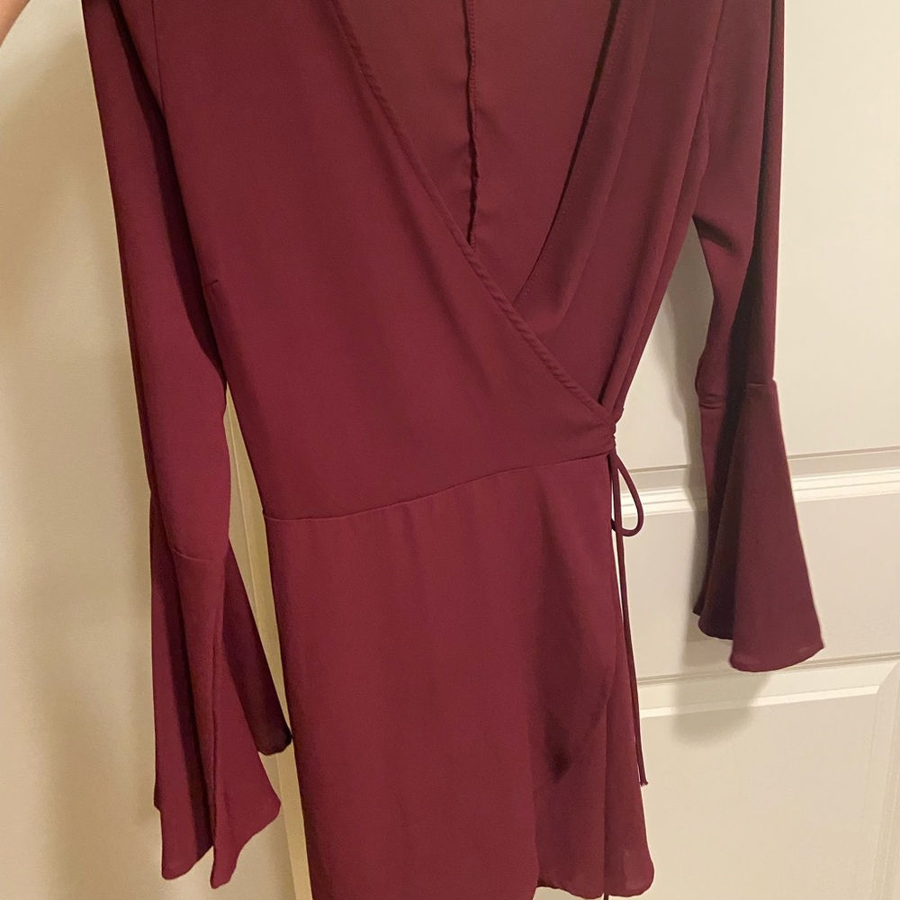 Long sleeve tie dress
